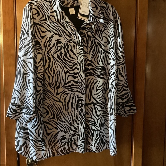 NWT MAGGIE BARNES BLACK TANK WITH SHEAR ZEBRA STRIPE SHIRT 1X - Picture 3 of 4